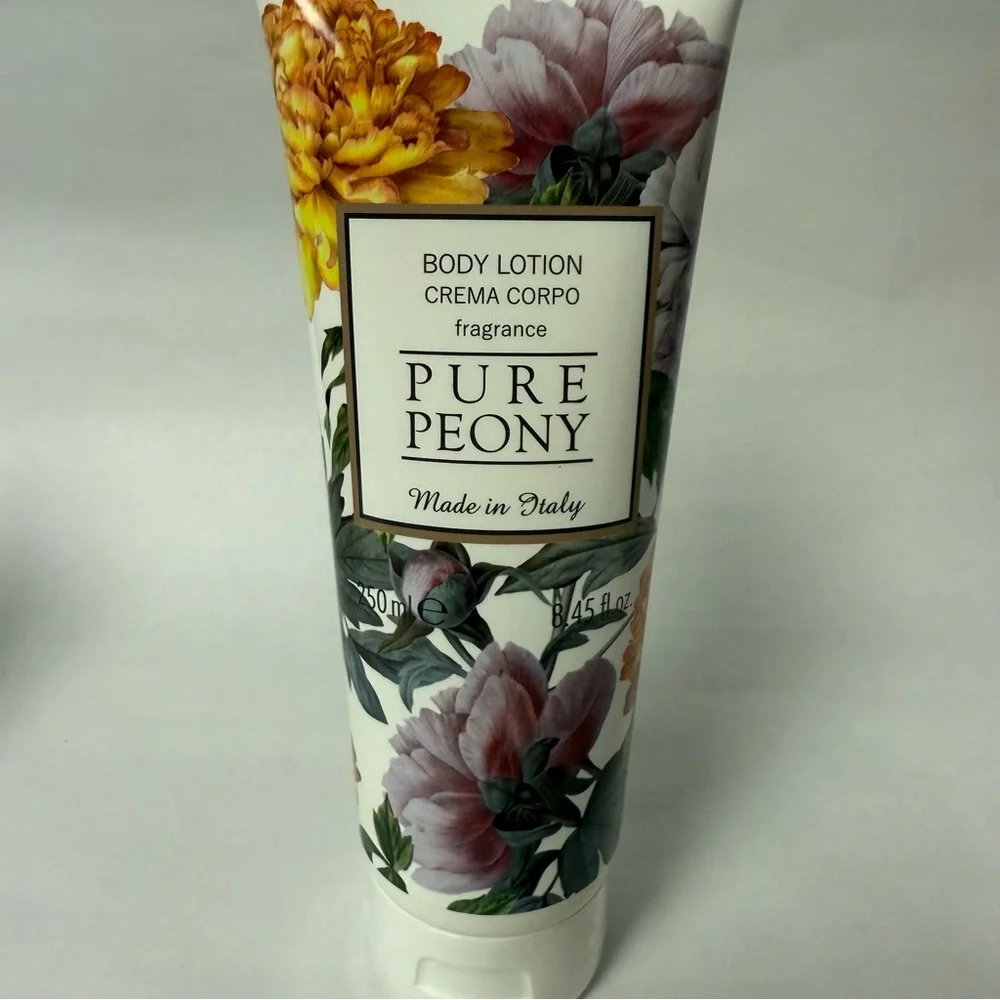 PURE PEONY Fragrance Body Wash Set NWT - Picture 5 of 6